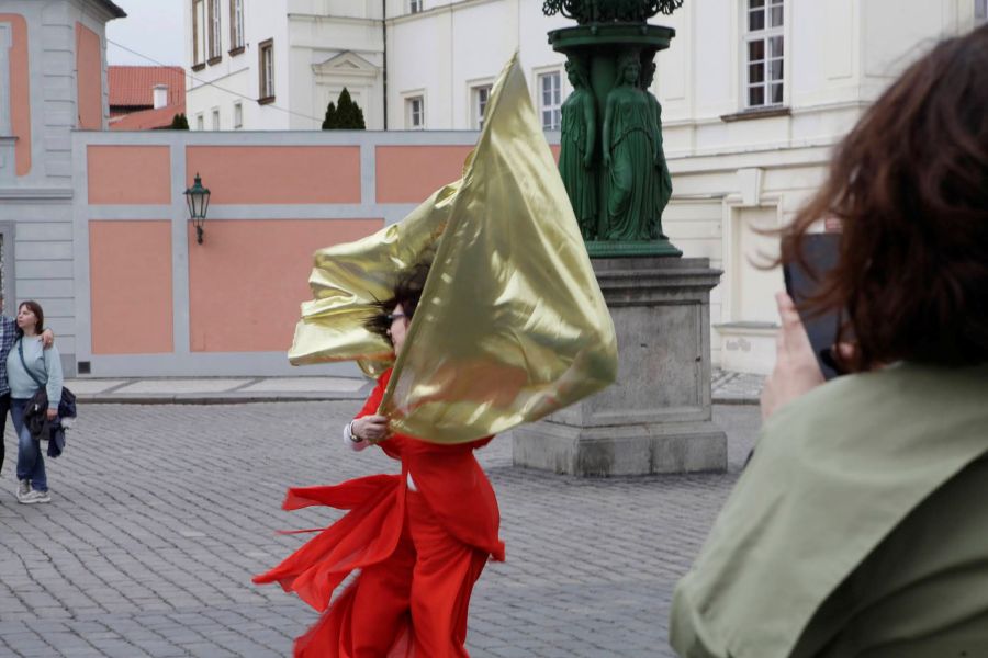 Tanec v galerii – A Fancy (foto Julie Stehnová)
