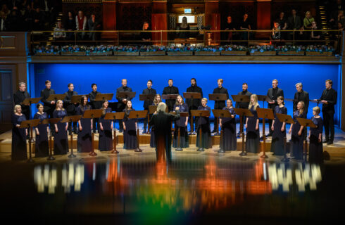 Pražské jaro: Arvo Pärt 90, 19. května 2025, Rudolfinum, Dvořákova síň – Tõnu Kaljuste a Estonský filharmonický komorní sbor (foto Petra Hajská)
