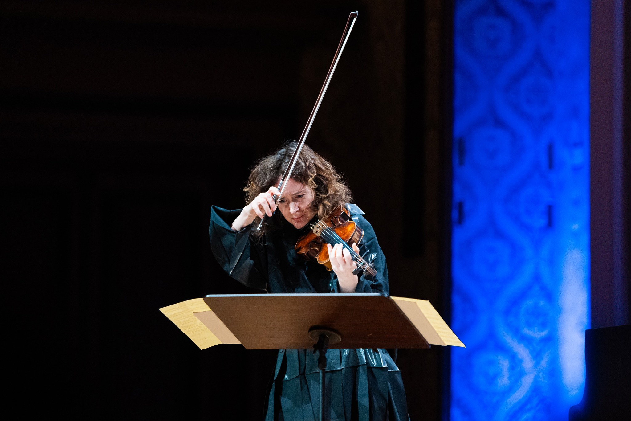 Pocta Luboši Fišerovi, 18. května 2025, Rudolfinum – Patricia Kopatchinskaja (foto Jan Kantor)