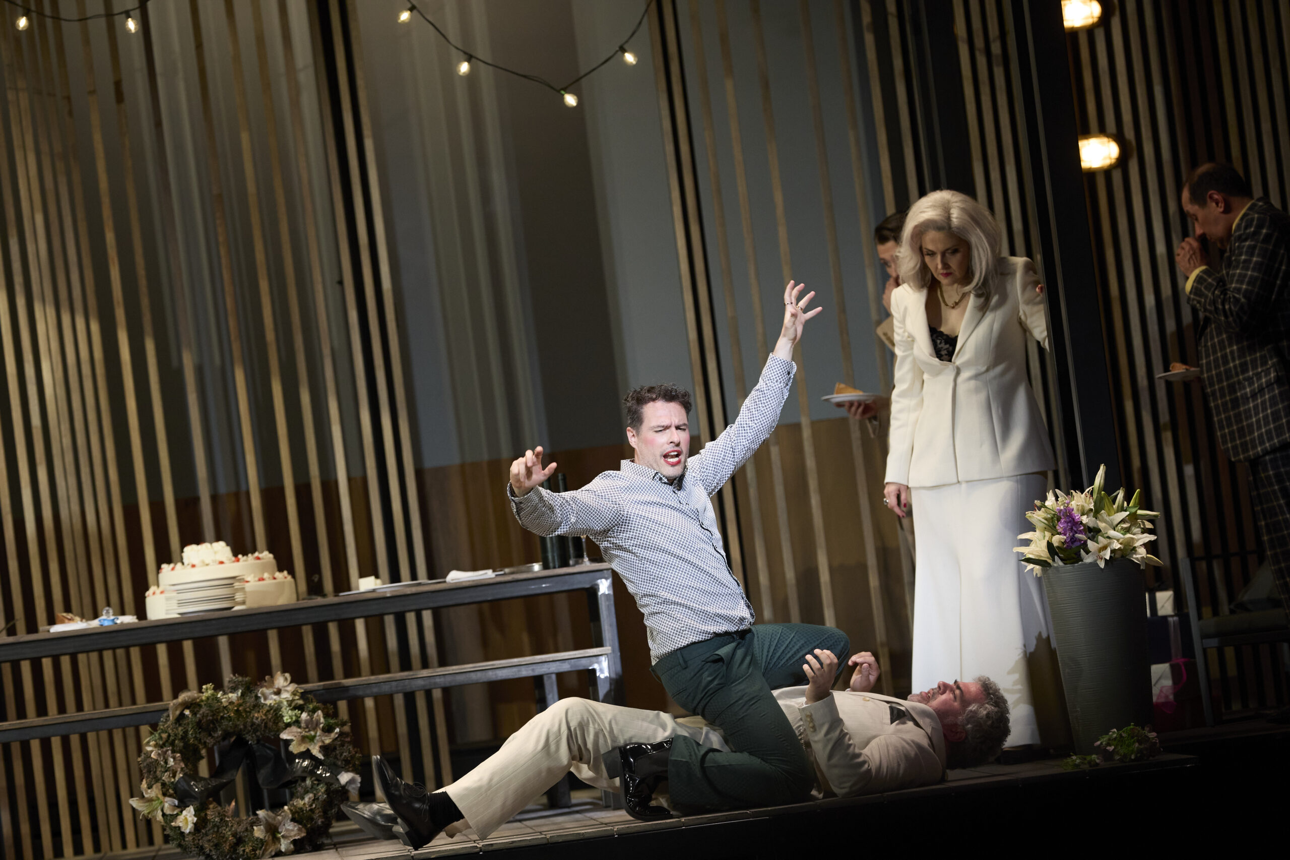 Francesco Gasparini: Ambleto – Raffaele Pe (Hamlet), Miklós Sebestyén (Claudius), Ana Maria Labin (Gertrude), MusikTheater an der Wien, 2025 (zdroj MusikTheater an der Wien, foto Herwig Prammer)