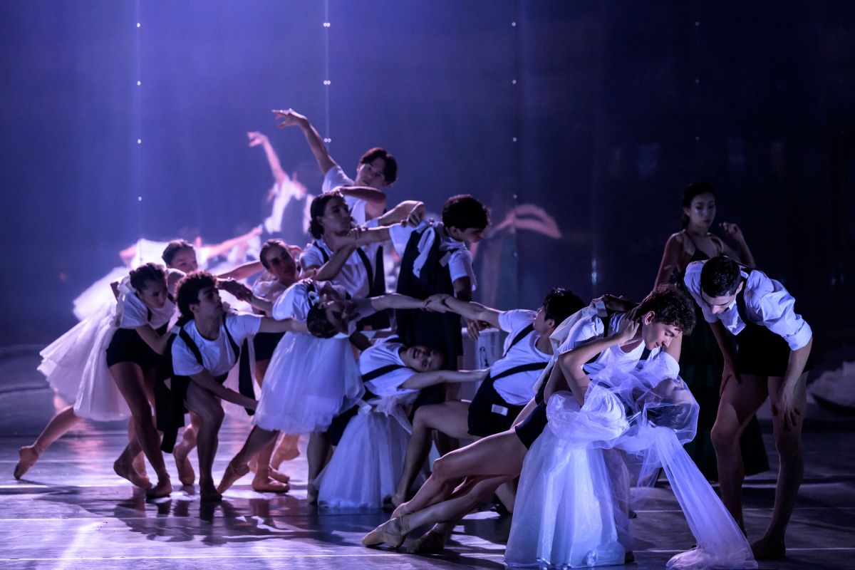 Balet NDM, Jeroen Verbruggen – Peer Gynt (foto Serghei Gherciu)