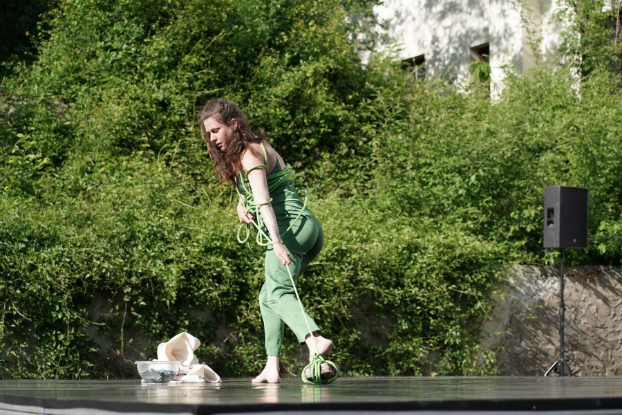 Claire F. Crescini – The Art of Life and Death (foto Simona Rybová)