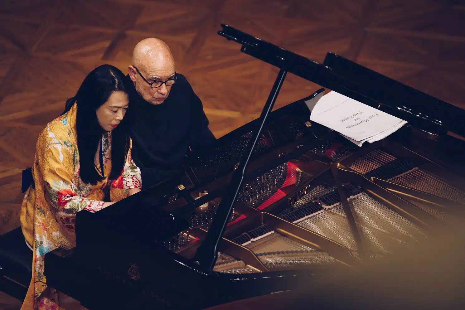 Maki Namekawa a Denis Russell Davies (zdroj Filharmonie Brno)