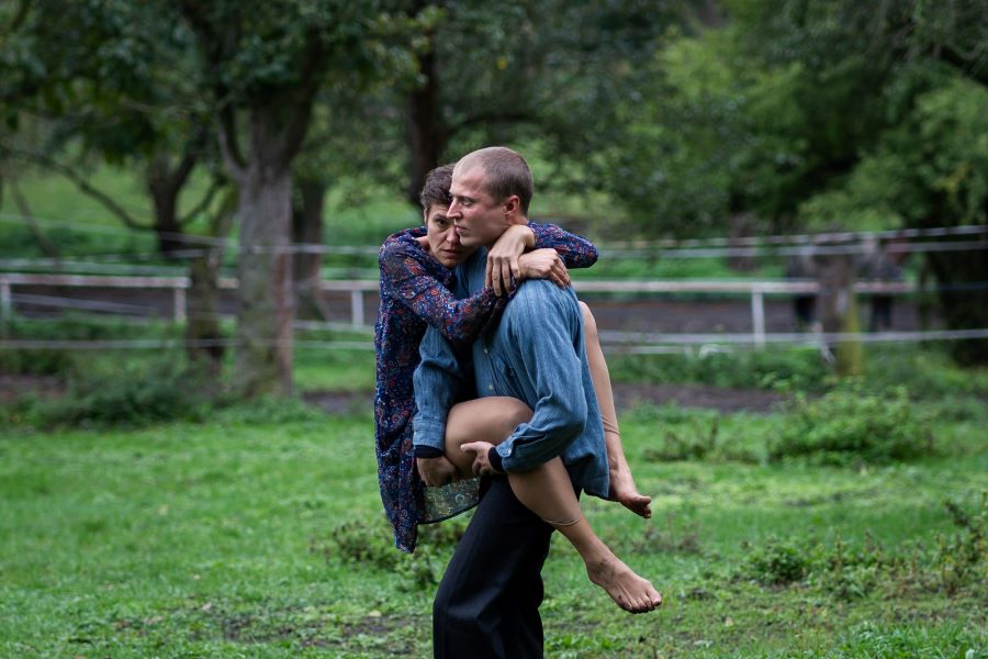 Děti U – taneční performance (foto Romana Kovacs)