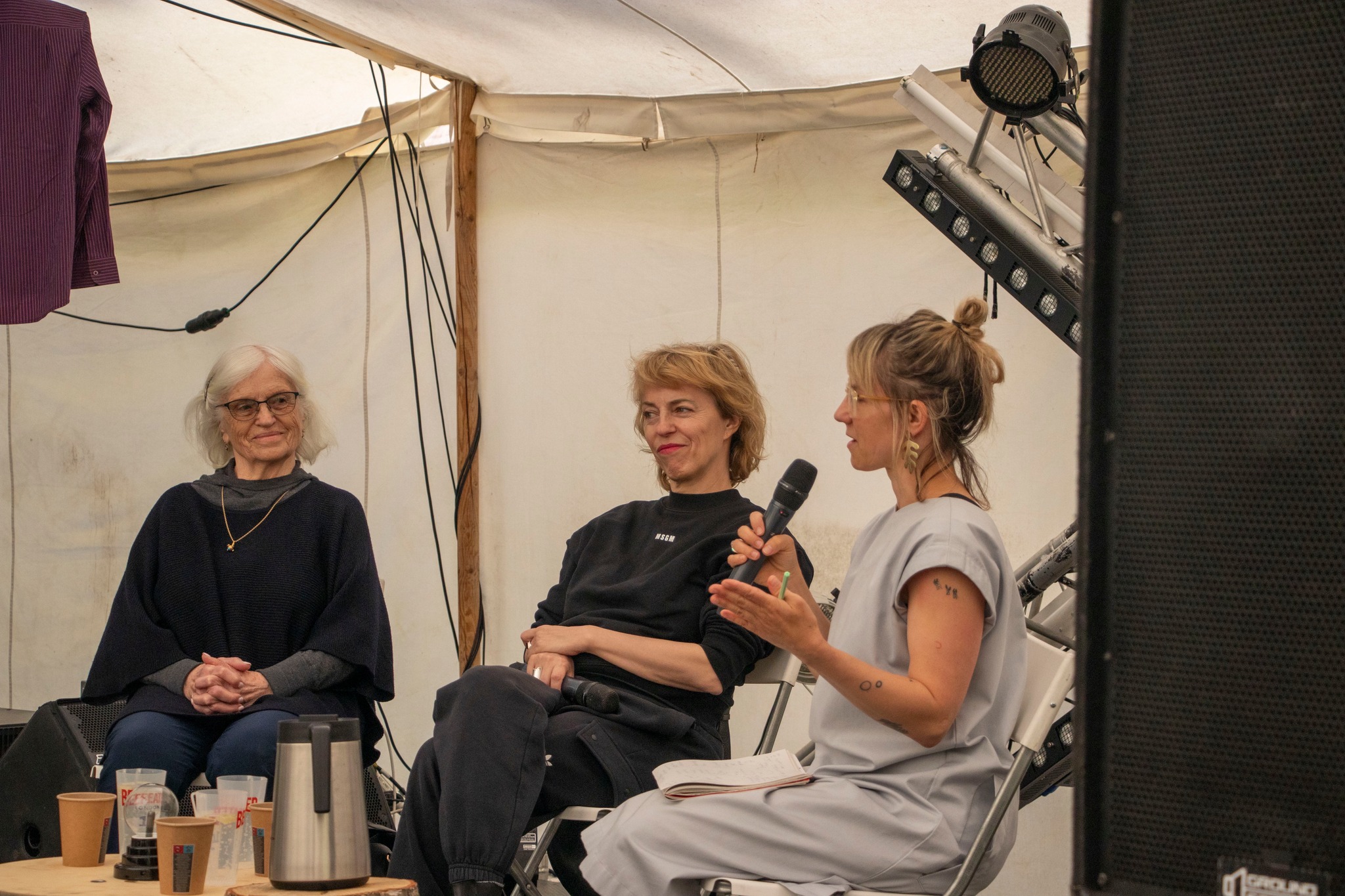 Erzsébet Gyarmati, Eszter Salamon a Bára Čermáková (foto Kamil Zajíček)