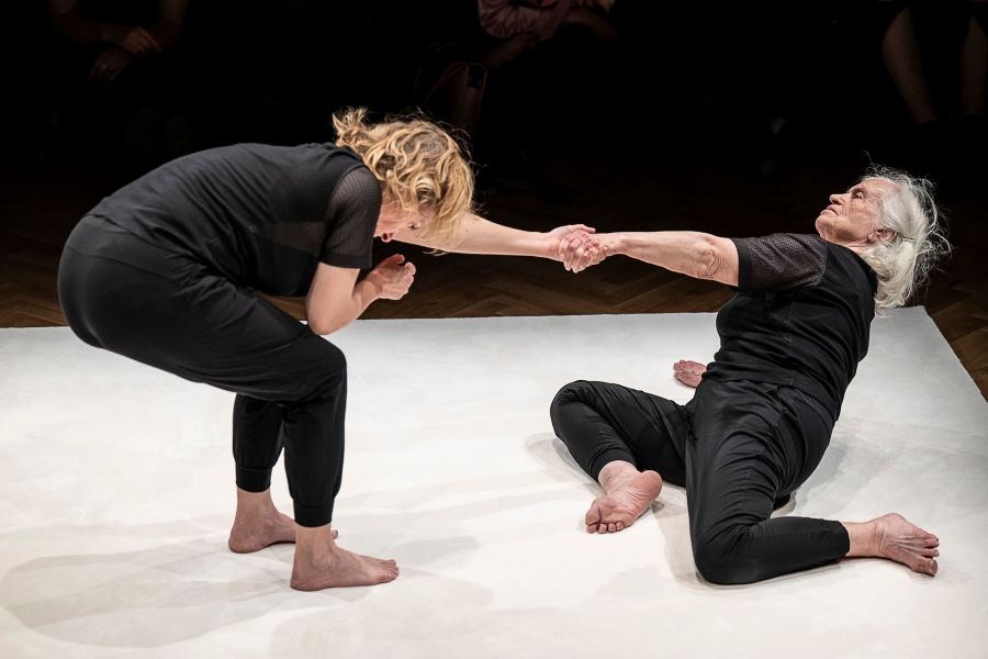 Eszter Salamon a Erzsébet Gyarmati (foto Michal Hančovský, Divadelní Flora 2025)