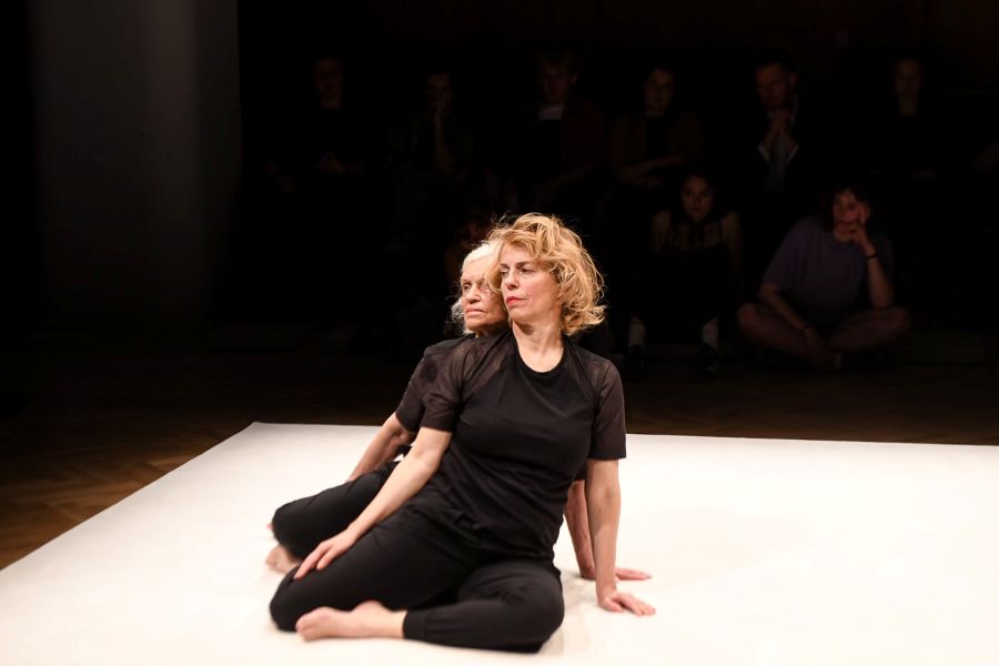 Eszter Salamon a Erzsébet Gyarmati (foto Michal Hančovský, Divadelní Flora 2025)