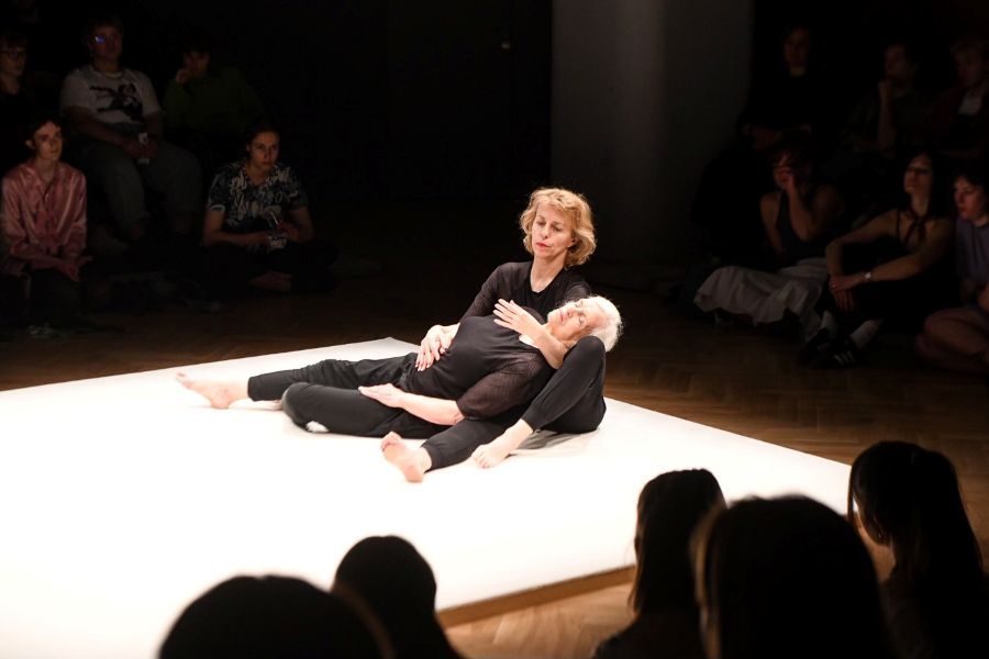 Eszter Salamon a Erzsébet Gyarmati (foto Michal Hančovský, Divadelní Flora 2025)