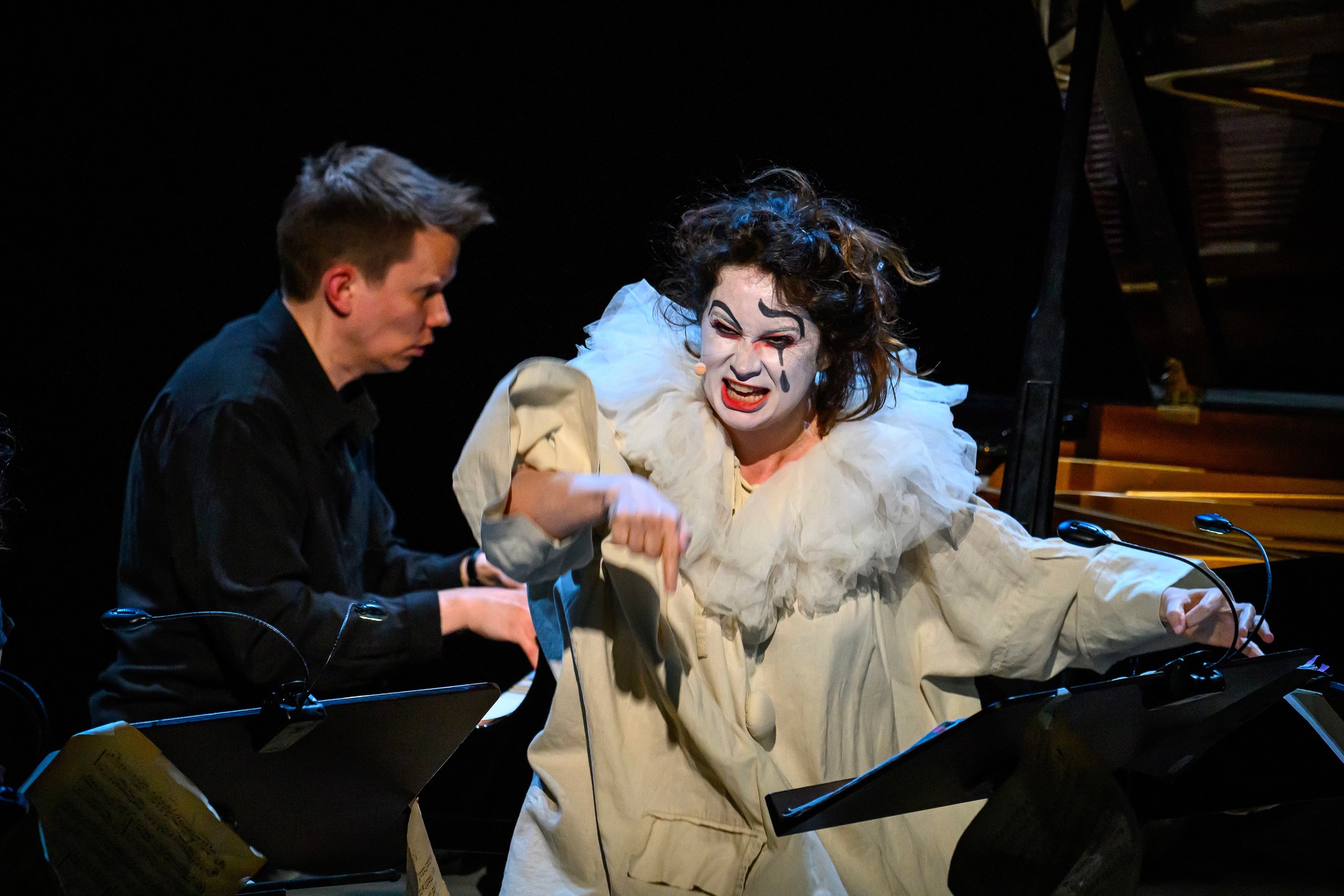 Pražské jaro – Pierrot lunaire, Rudolfinum, Dvořákova síň 17. května 2025, Praha – Patricia Kopatchinskaja a Joonas Ahonen (foto Petra Hajská)