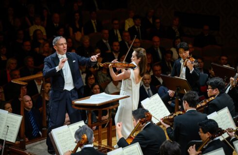NHK Symphony Orchestra, Tokyo, 15. května 2025, Rudolfinum, Dvořákova síň, Praha – Akiko Suwanai, Fabio Luisi a NHK Symphony Orchestra (zdroj Pražské jaro, foto Petra Hajská)