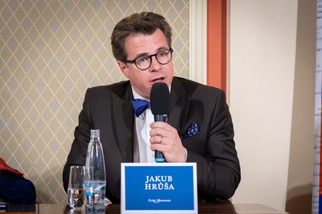 Česká filharmonie: tisková konference, 30. června 2025 – Jakub Hrůša (foto Ivan Malý)
