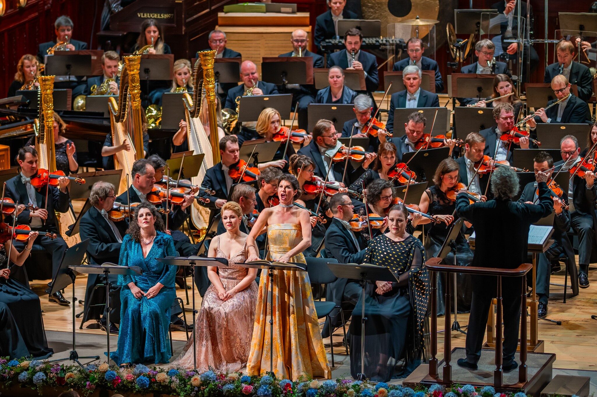 Festival Pražské jaro, Symfonie tisíců, 2. června 2025 – sólisté večera Sarah Wegener, Kateřina Kněžíková, pěje Stefanie Irányi, Jennifer Johnston, Česká filharmonie (foto Václav Hodina, zdroj Festival Pražské jaro)