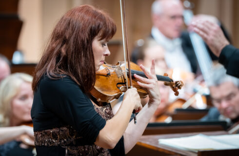 Prague Philharmonia: Webern. Šostakovič. Beethoven, 18. června 2025, Rudolfinum, Dvořákova síň – Romana Špačková (foto Ivan Malý)