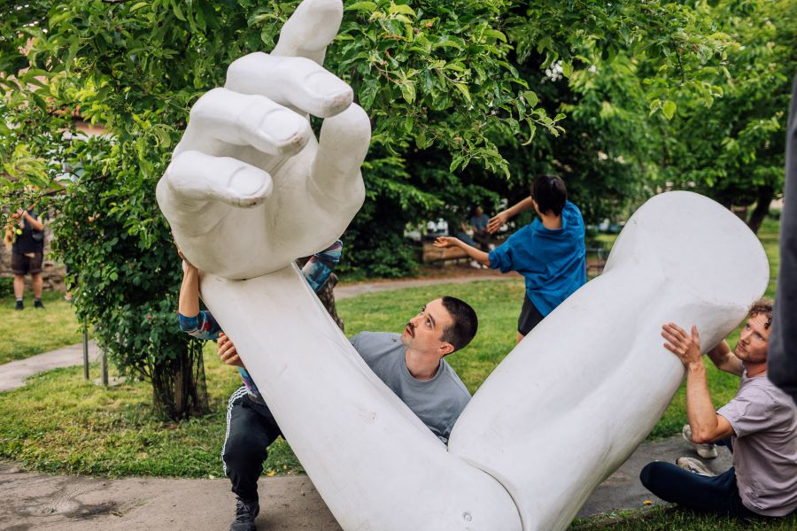 Niels Weijer – arm dances (foto Marek Jančúch)