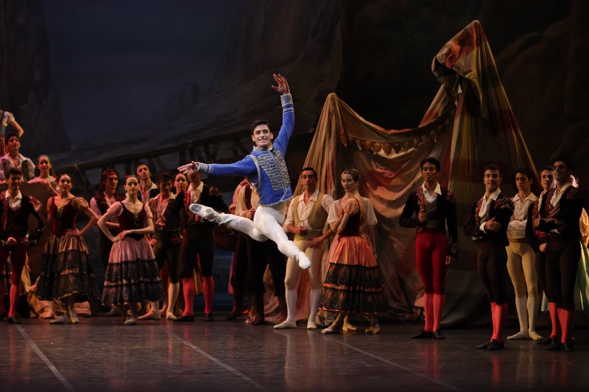 Pierre Lacotte – Paquita (Nicola Del Freo, foto Brescia e Amisano, Teatro alla Scala)
