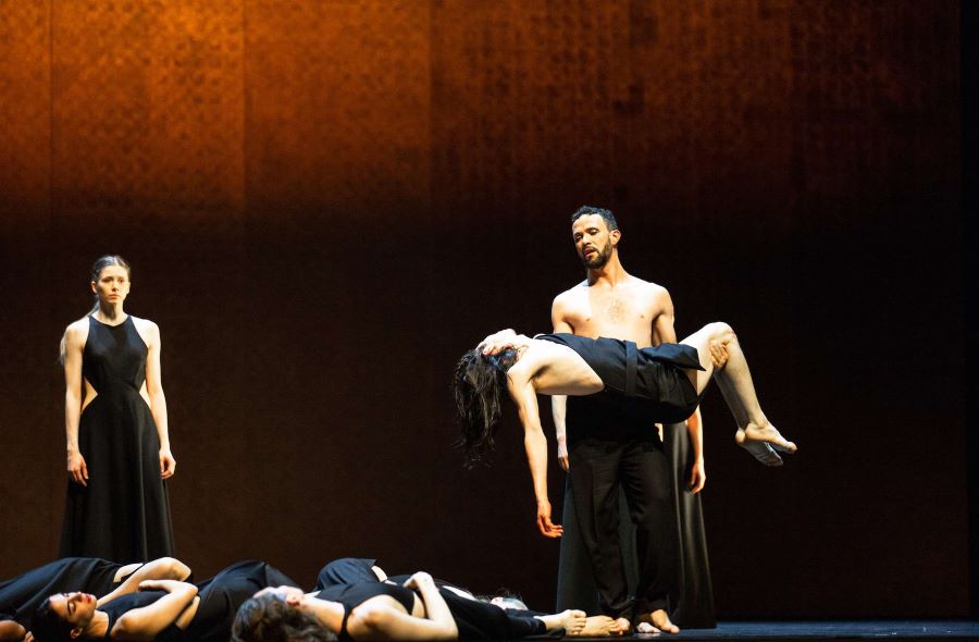V choreografii SYM-PHONIE MMXX Sashy Waltz (foto archiv umělce)