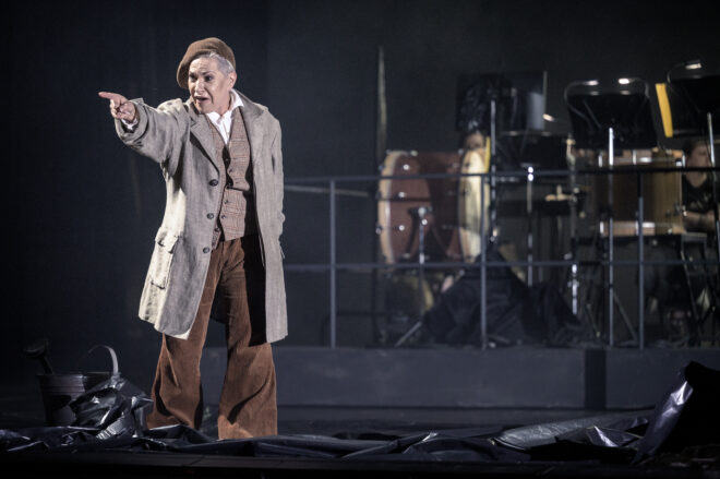 Aribert Reimann: Lear, Státní opera Praha – Dagmar Pecková (Blázen) (foto Petr Neubert)