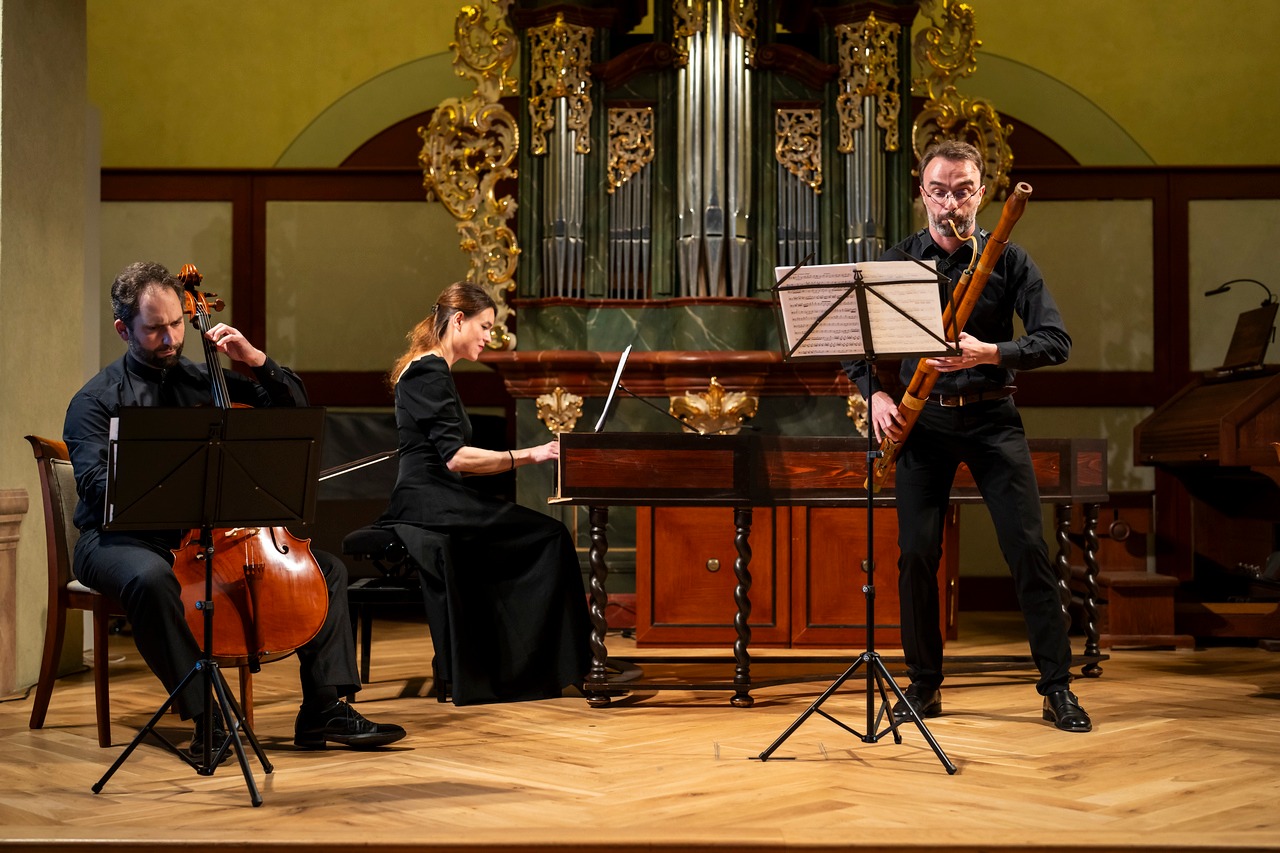 Vivaldi. Reichenauer. Kramář, 9. června 2025, Barokní refektář Profesního domu, Praha – Petr Mašlaň, Jiřina Marešová, Ondřej Šindelář (foto: Milan Mošna)