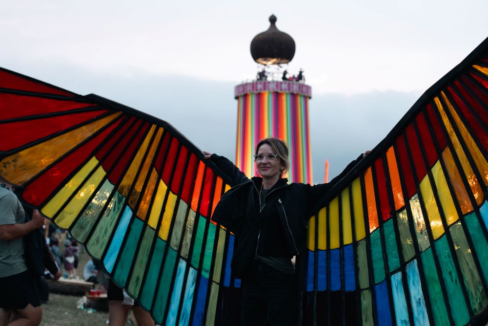 Autorka textu na festivalu v Glastonbury (foto Nina Bumbálková)