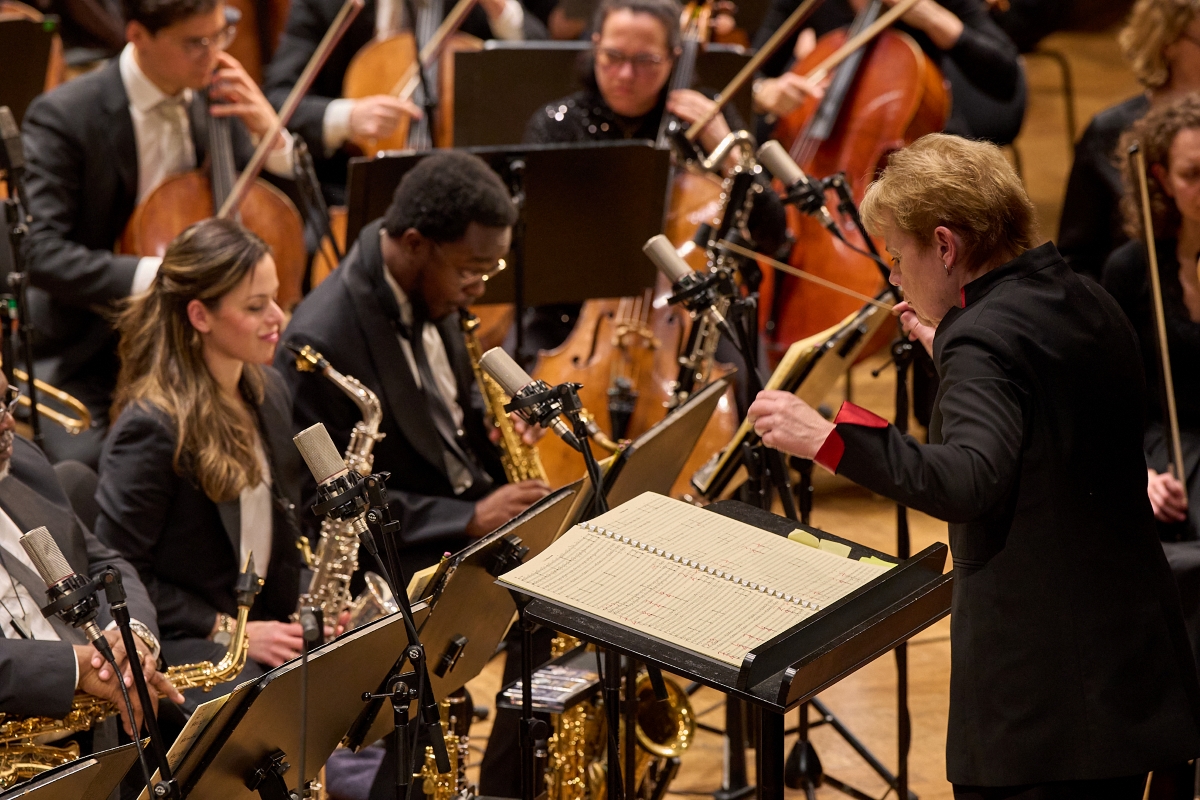 Marin Alsop, ORF Radio-Symphonieorchester Wien, Jazz at Lincoln Center Orchestra, 3. dubna 2025, Velký sál, Konzerthaus, Vídeň (zdroj Wynton Marsalis, foto Luigi Beverelli)