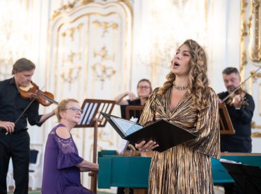 Festival Academy Kroměříž otevřela ukázková syntéza vokální a instrumentální virtuozity, kterou nezastínily ani drobné akustické limity