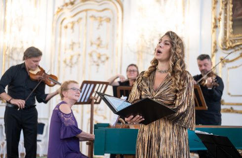 Bella Adamova, 14. srpna 2025, Sněmovní sál Arcibiskupský palác, Kroměříž (zdroj Academy Kroměříž, foto Vítek Šmahel)