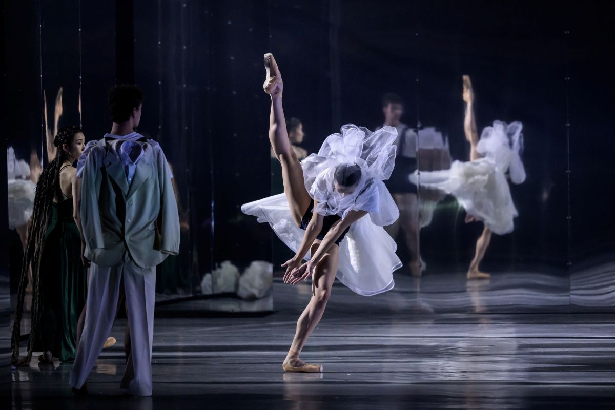 Balet NDM, Jeroen Verbruggen – Peer Gynt (foto Serghei Gherciu)
