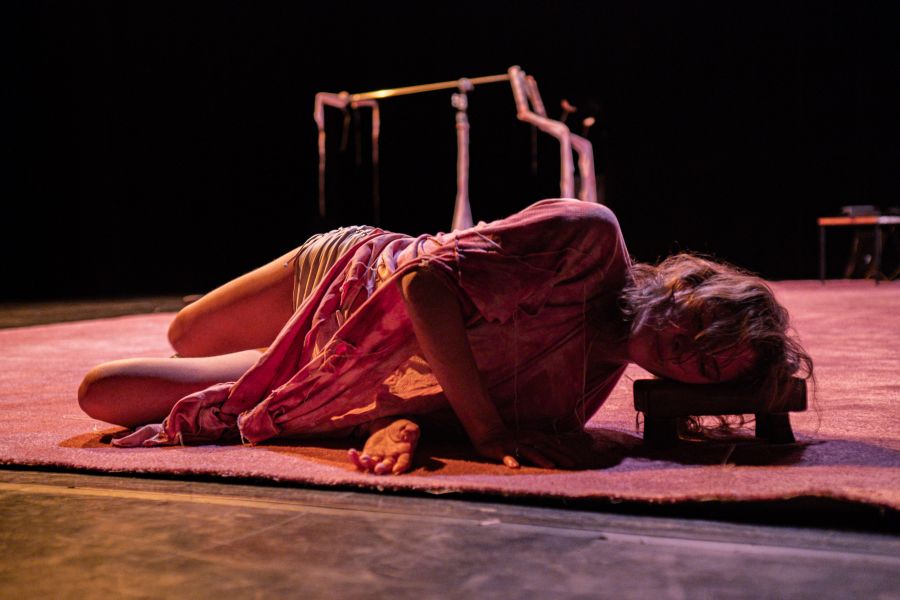 Eva Priečková a Zuzana Žabková – Weak Women (foto Karel Kunc)