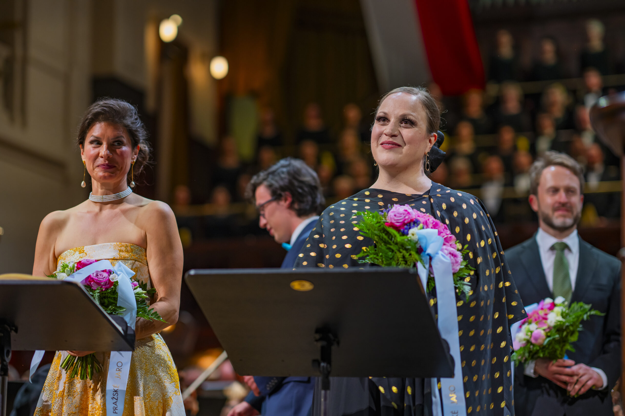 Symfonie tisíců & Závěrečný koncert
2. června & 3. června
Obecní dům, Smetanova síň, Praha – Jennifer Johnston a Stefanie Irányi (zdroj Pražské Jaro, foto Václav Hodina) 