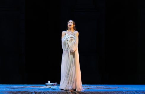 Vincenzo Bellini: Náměsíčná, Metropolitní opera New York – Nadine Sierra (zdroj Aerofilms)