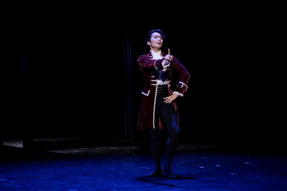 Tokyo City Ballet v L’heure bleue Jiřího Bubeníčka (foto Serghei Gherciu)