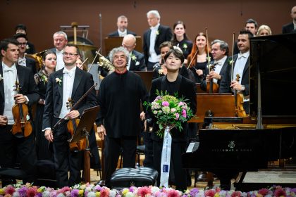 Česká filharmonie: Zahajovací koncert, 25. září 2025, Rudolfinum, Dvořákova síň, Praha – Semjon Byčkov a Seong-Jin Cho (foto: Petra Hajská)