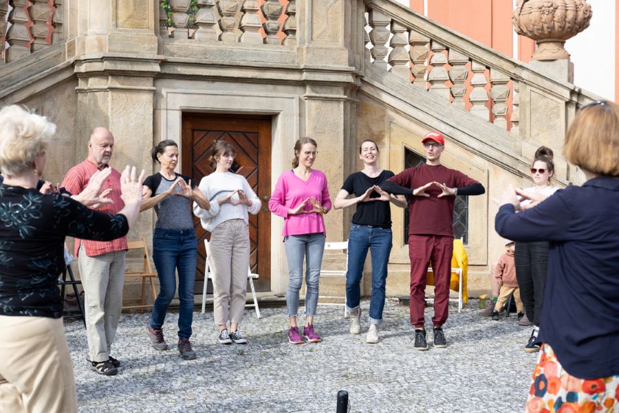 Bára Látalová v projektu Dance Well (foto Adéla Vosičková)