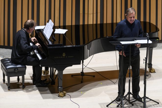 Ostravské dny: Dlouhá noc, Part III – Voice & piano, 29. srpna 2025, City Campus, Fakulta umění Ostravské univerzity – Daan Vandewalle a Nicholas Isherwood (zdroj Ostravské centrum nové hudby)