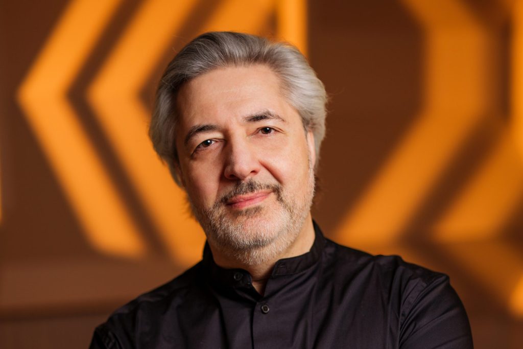 Daniel Raiskin (zdroj Janáčkova filharmonie Ostrava)