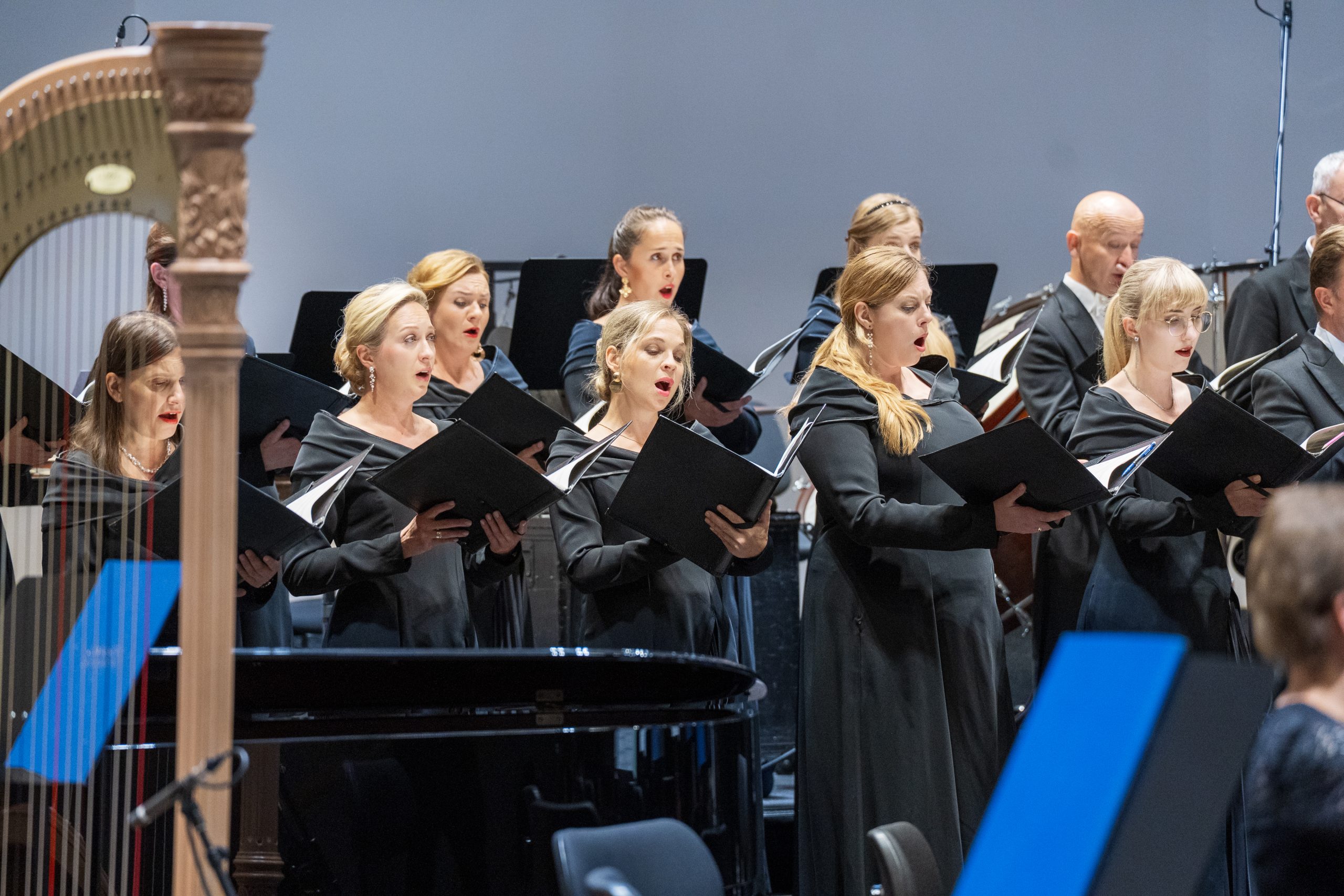 Zahajovací koncert Janáčkovy filharmonie Ostrava: Varšavský filharmonický sbor, 11. září 2025, Kino Vesmír, Ostrava (zdroj Janáčkova filharmonie Ostrava, foto Petr Hrubeš)