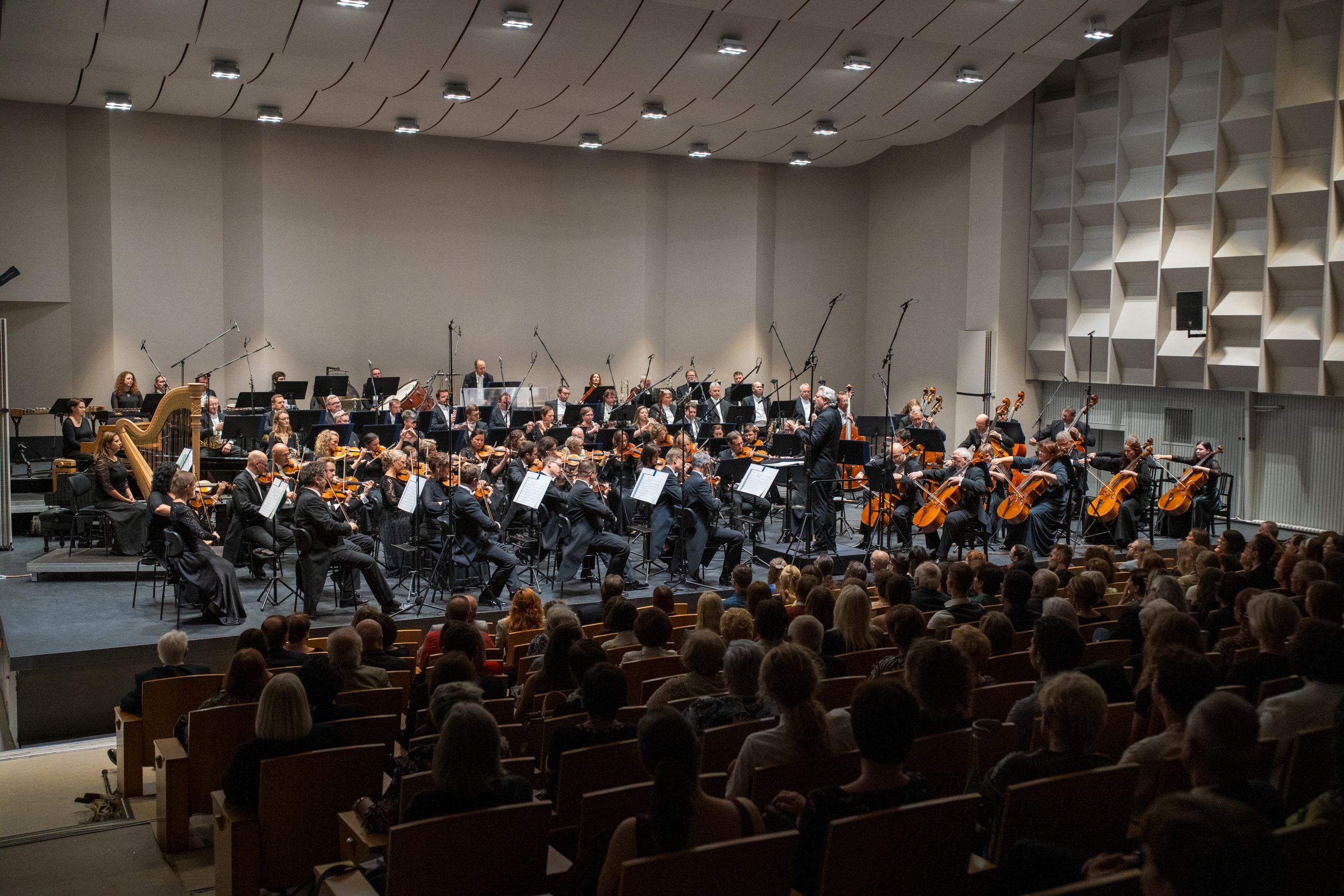Zahajovací koncert Janáčkovy filharmonie Ostrava, 11. září 2025, Kino Vesmír, Ostrava (zdroj Janáčkova filharmonie Ostrava, foto Petr Hrubeš)