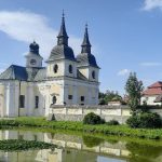 Kostel sv. Václava ve Zvoli (zdroj: Santiniho stezka)