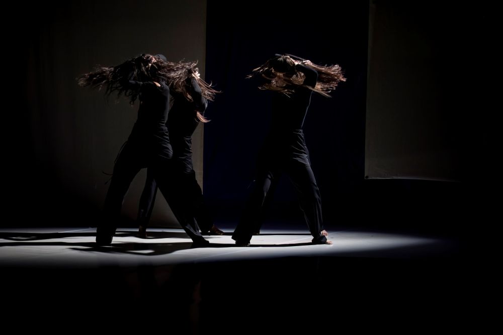 23Poems Collective: Rapture, 30. září 2025, divadlo Ponec (foto Vojtěch Brtnický)