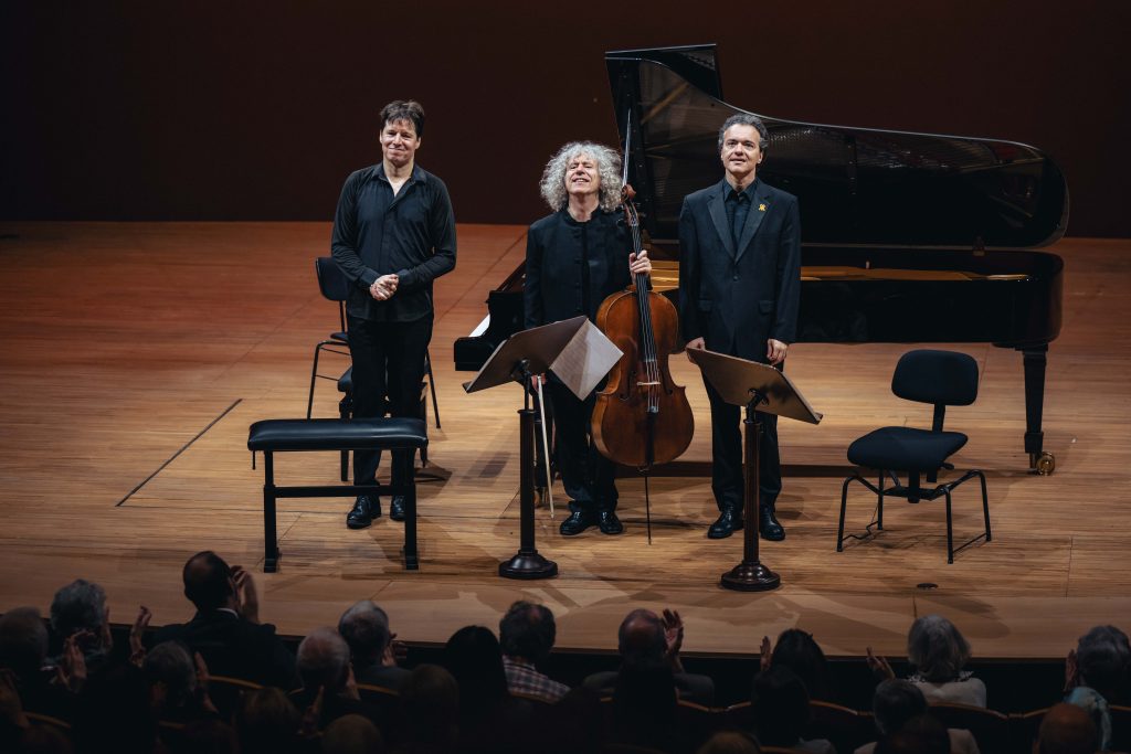 Český spolek pro komorní hudbu: Bell, Isserlis, Kissin, 29. září 2025, Rudolfinum, Dvořákova síň (foto Petr Chodura)