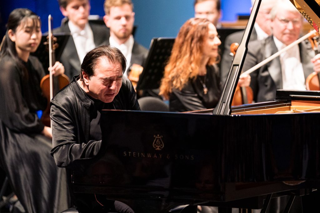 Fazıl Say hraje Beethovena, 2. února 2025, Janáčkovo divadlo, Brno – Fazıl Say (foto Jan Prokopius)