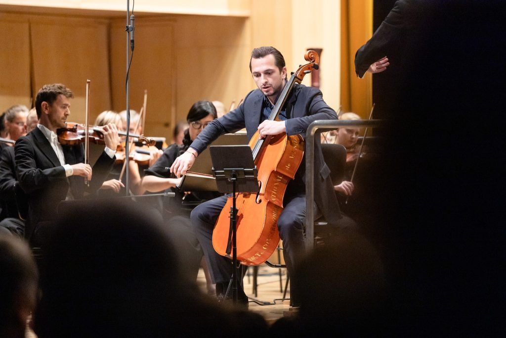 Hudební fórum: B2/F1 – Boulez a Kurtág 100, Sál Soni Červené, 9. října 2025 – Aurélien Pascal (foto Michal Dědič)