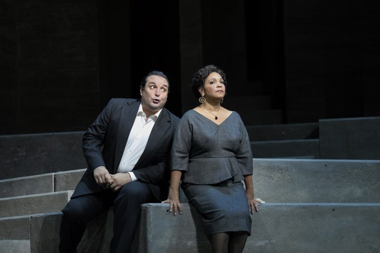Wolfgang Amadeus Mozart: Don Giovanni, Metrpolitní opera New York – Adam Plachetka a Janai Brugger (foto Ken Howard)