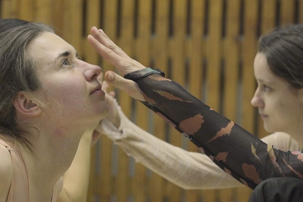 Eva Urbanová: Bytosti dotyku (foto Vladimíra Hradecká)