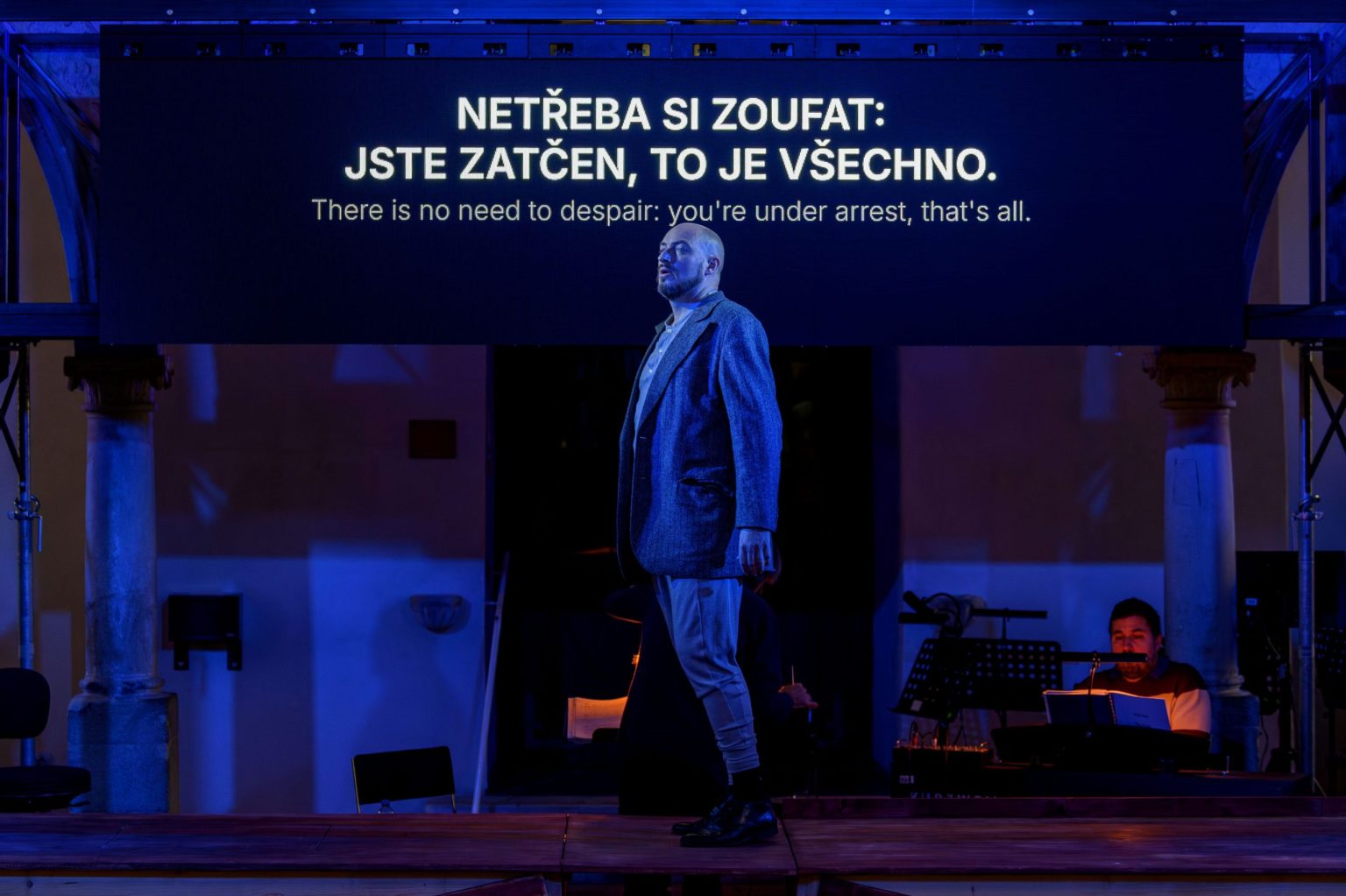 Philip Glass: Proces, Národní divadlo moravskoslezské – Jiří Hájek (foto Martin Popelář)