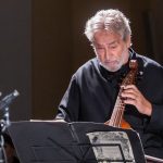 Lípa Musica: The Tears & the Fire of the Muses, 26. září 2025, kostel sv. Antonína Velikého, Liberec – Jordi Savall (foto Lukáš Marhoul)