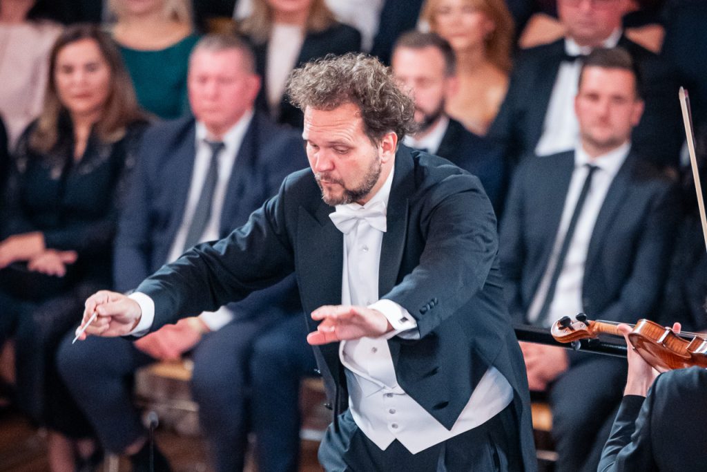 Lednicko-valtický hudební festival – Závěrečný galakoncert LVHF 2025, 18. října 2025, Zámecká jízdárna Valtice – Tomáš Brauner (foto Pavel Kristián jr.)