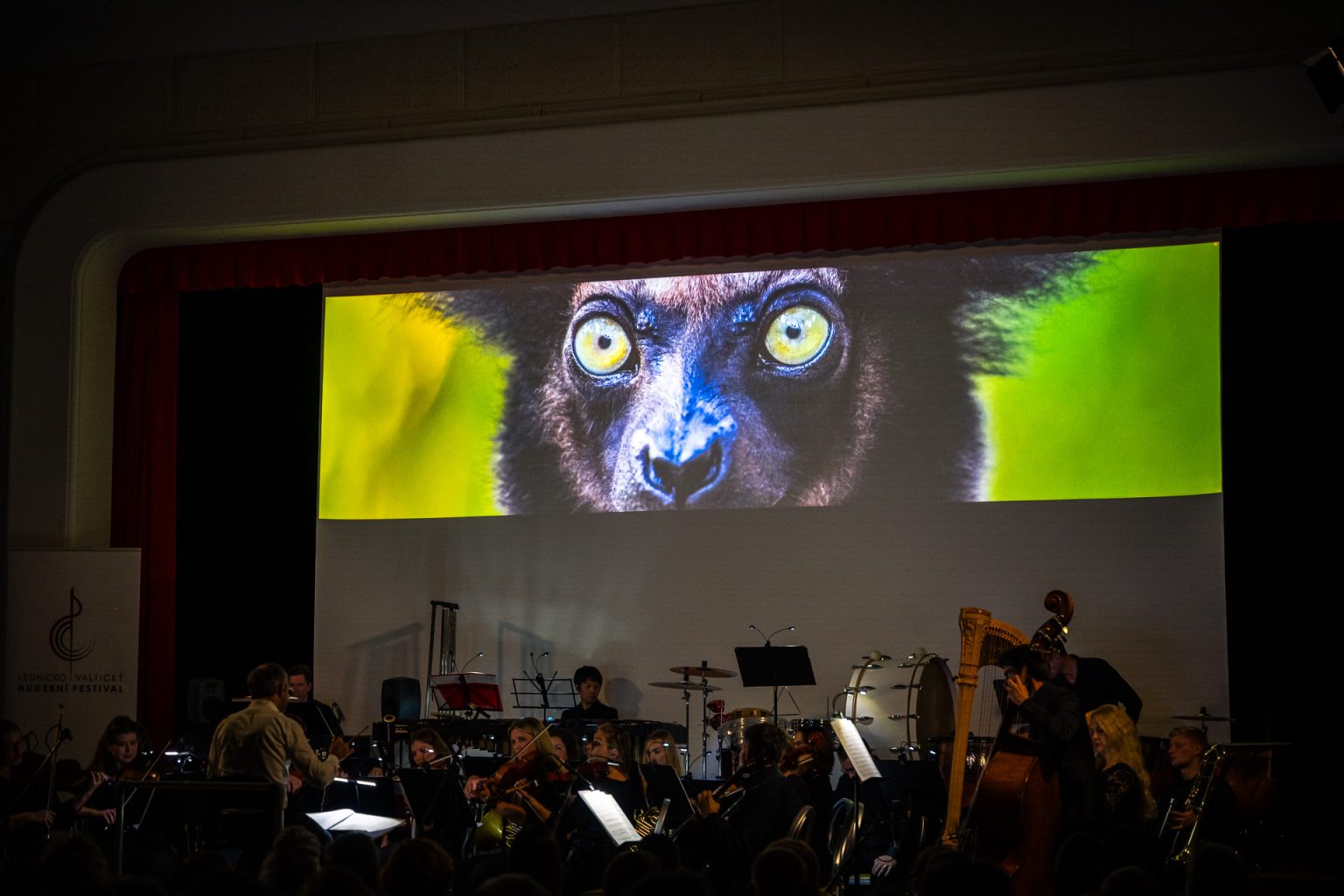 Lednicko-valtický hudební festival: LIFE: Cesta časem, 4. října 2025, zámek Mikulov – Orchestr Berg a Peter Vrábel (foto Pavel Kristián jr.)