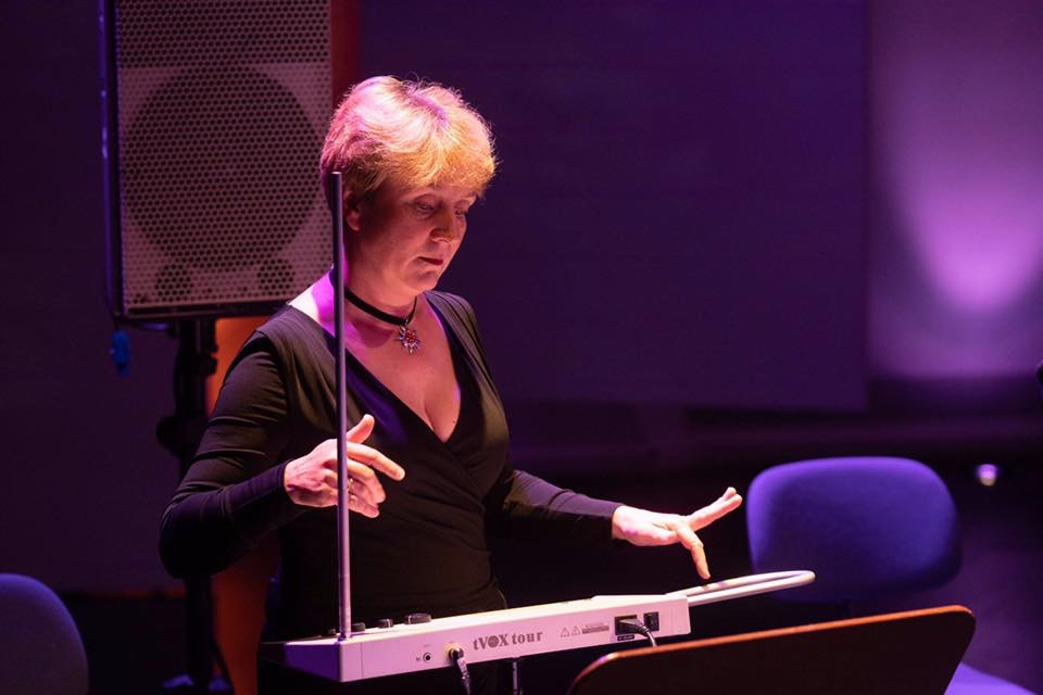 Lydia Kavina (foto Cristo Barrios)