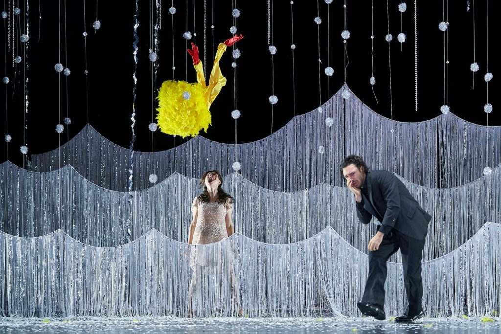 Leoš Janáček: Příhody lišky Bystroušky, Barcelona, Gran Teatre del Liceu – Elena Tsallagova a Milan Perišic (foto David Ruano)